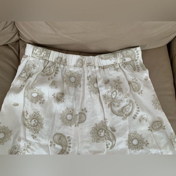 JOHNNY WAS Maxine Walker Embroidered Paisley Shorts - Picture 10 of 14